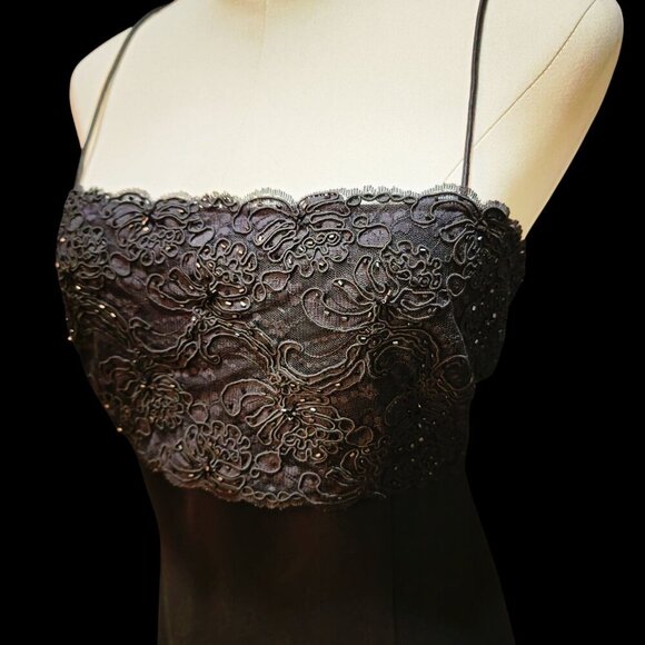 Donna Morgan Lace Cocktail Dress – Black Midi w/ Faux Button Back – Size 10 NWT - Picture 12 of 14